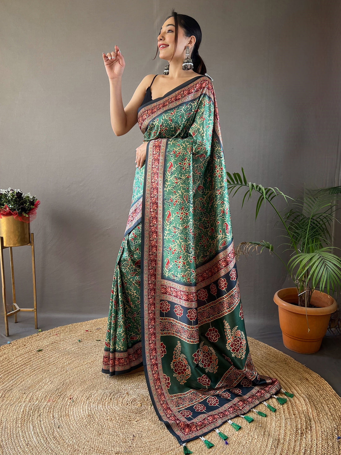 Stunning Green Digital Printed Silk Traditional Saree With Blouse