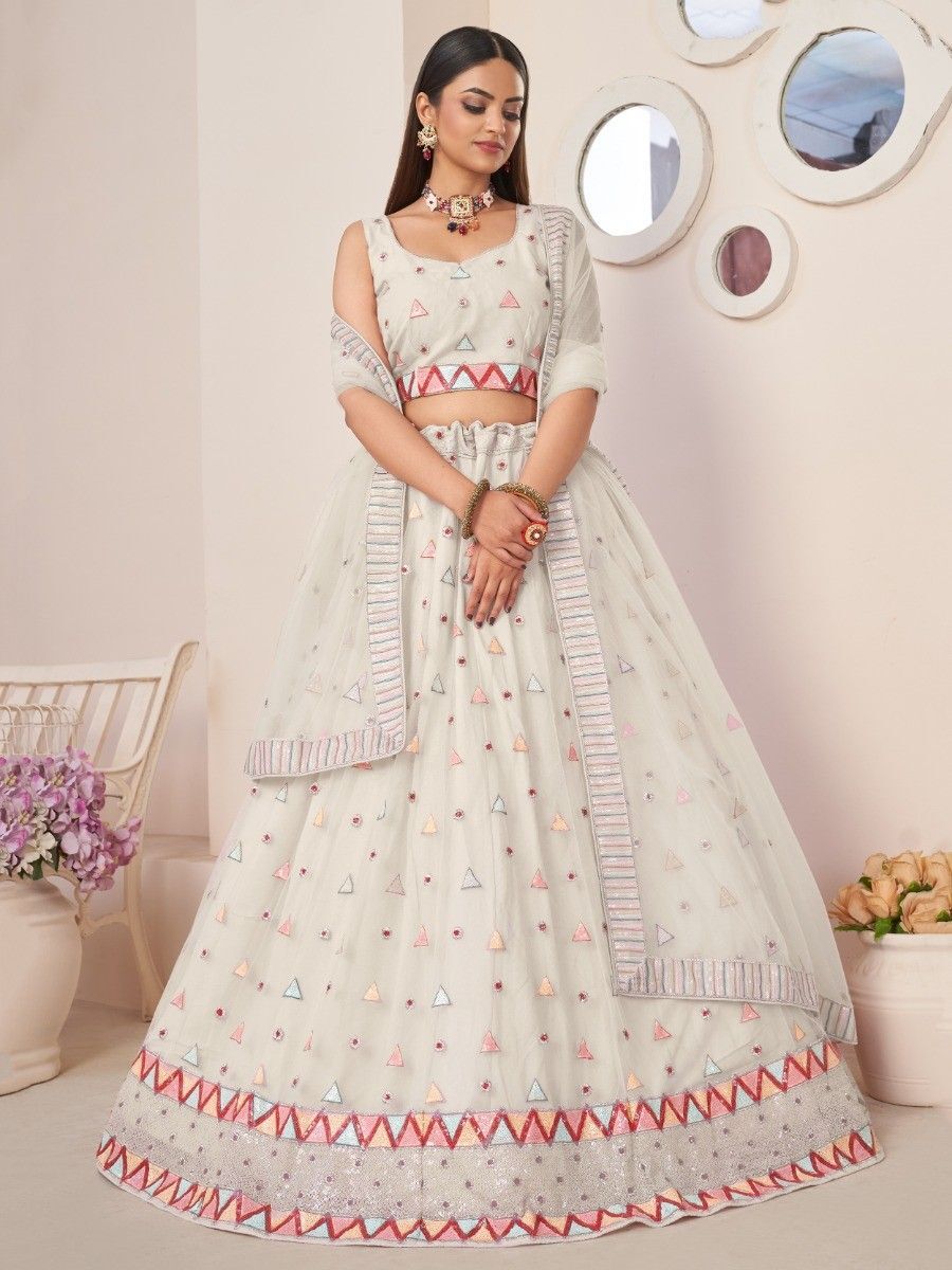 Punjabi Bridal Lehenga | Punjabi Bridal Lehenga Online